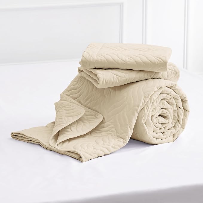 Love's cabin Quilts for Queen Bed Camel Bedspreads Bedding Set - Summer Lightweight Bedspread Comforter - Wave Pattern Bedding Coverlet for All Season - 3 Pieces (1 Quilt, 2 Pillow Shams)