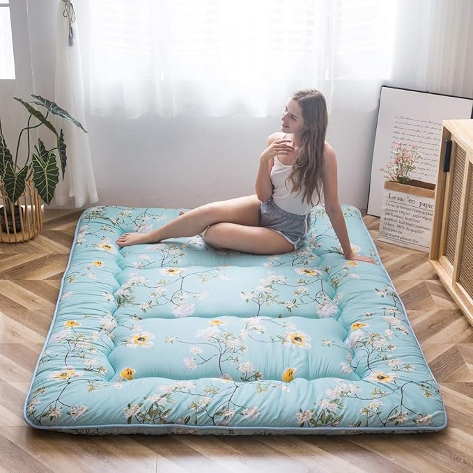 MAXYOYO Rustic Floral Korean Floor Mattress Japanese Futon Mattress, Foldable Bed Roll Up Camping Mattress Floor Lounger Bed Couches and Sofas Mattress Topper King Size