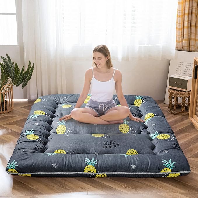 MAXYOYO Grey Pineapple Japanese Floor Futon Mattress, Tatami Mat Portable Camping Mattress Kids Sleeping Pad Foldable Roll Up Floor Lounger Couch Bed, King Size