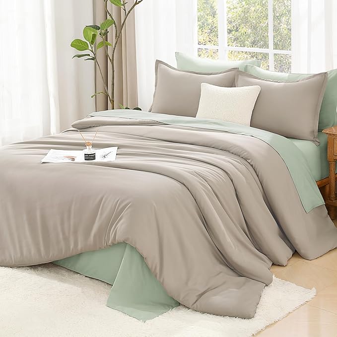 Litanika Oversized King Comforters Oatmeal Super King Plus Size, 3 Pieces Lightweight Solid Bedding Comforter Set, All Season Fluffy Bed Set (128x120In Comforter & 2 Pillowcases)