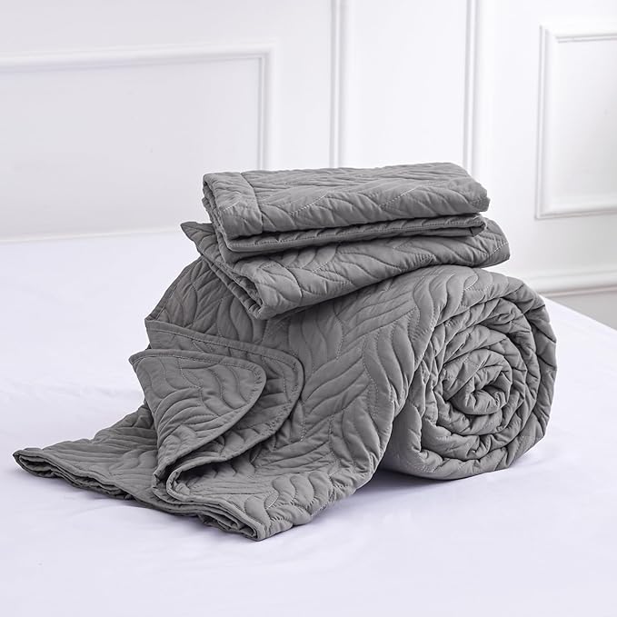 Love's cabin King Size Quilt Bedding Set Grey Bedspreads - Bed Summer Lightweight Bedspread Comforter - Wave Pattern Bedding Coverlet for All Season - 3 Pieces (1 Quilt, 2 Pillow Shams)