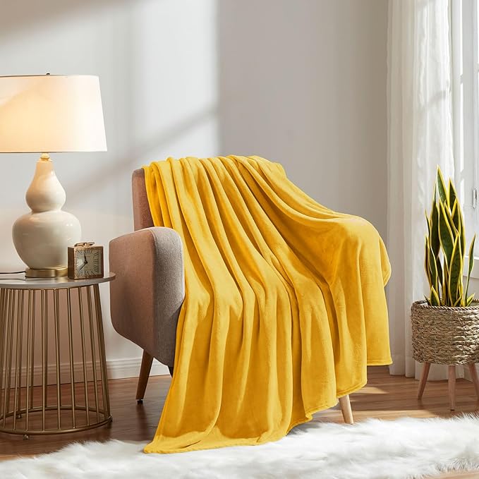 KMUSET Fleece Blanket Twin Size Honey Yellow Lightweight Super Soft Cozy Fuzzy Bed Blankets Microfiber Factory Shop