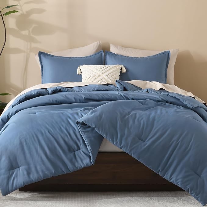 Litanika Haze Blue Comforter King Size, 3 Pieces Lightweight Solid Bedding Comforter Set, All Season Fluffy Bed Set (104x90In Comforter & 2 Pillowcases)