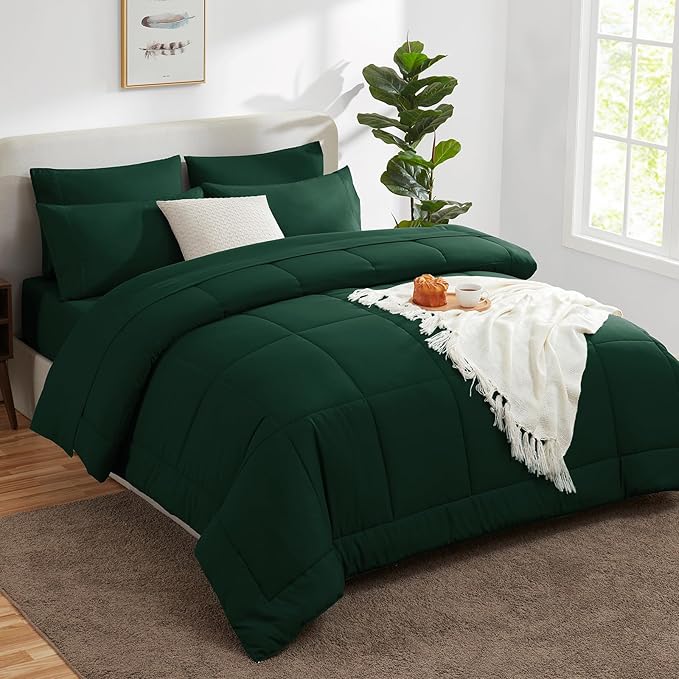 CozyLux Full Size Comforter Sets Emerald Green, 7 Pieces Bed in a Bag, Green Comforter Full Size, All Season Bedding Sets with Stitch Quilted Comforter, Flat Sheet, Fitted Sheet, Pillowcases