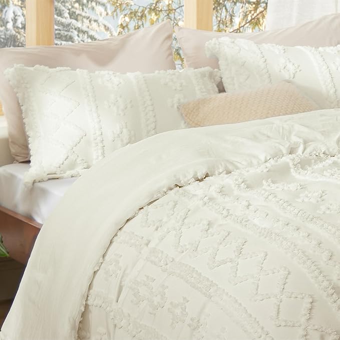 Bedsure Tufted Boho Comforter Set Oversized King - Ivory Boho Bed Set, GentleSoft™ 3 Pieces Farmhouse Shabby Chic Embroidery Bedding, Gifts for Woman, Soft Jacquard Comforter for All Seasons