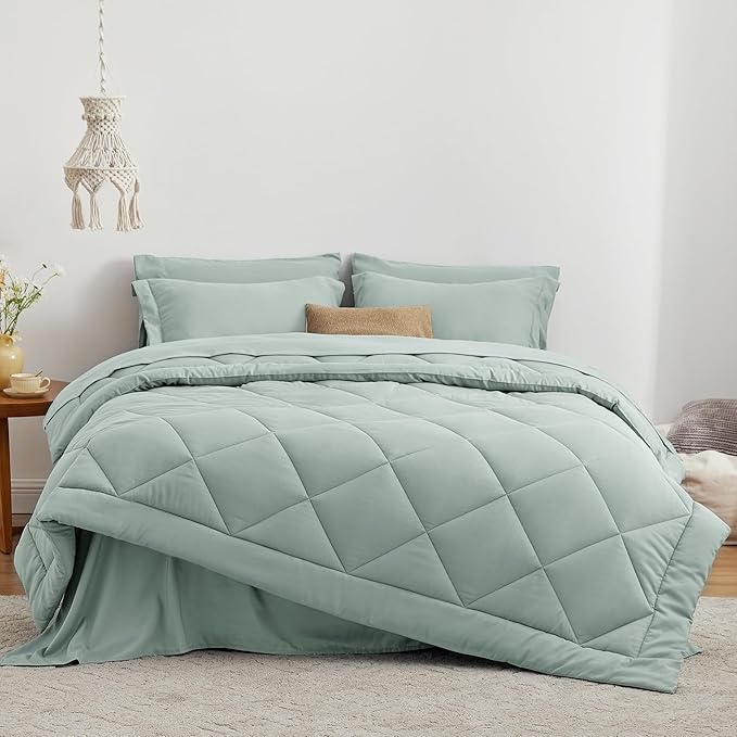 Love's cabin California King Comforter Set Aqua, 7 Pieces California King Bed in a Bag, All Season Bedding Sets with 1 Comforter, 1 Flat Sheet, 1 Fitted Sheet, 2 Pillowcase and 2 Pillow Sham