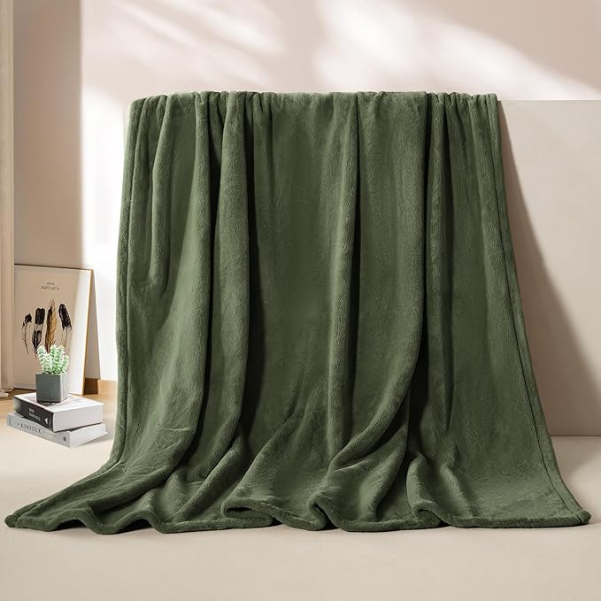 BEAUTEX Fleece Throw Size Blanket for Couch Sofa or Bed, Soft Fuzzy Plush Luxury Flannel Lap Blanket, Super Cozy and Comfy for All Seasons (Olive Green, 50" x 60")