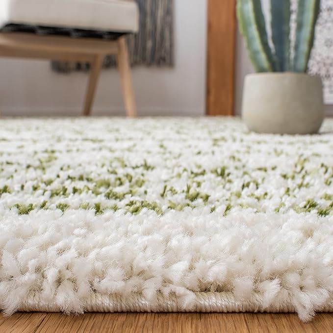 SAFAVIEH Arizona Shag Collection Accent Rug - 3'2" x 5', Ivory & Green, Moroccan Design, Non-Shedding & Easy Care, 1.6-inch Thick Ideal for High Traffic Areas in Foyer, Living Room, Bedroom (ASG741Y)