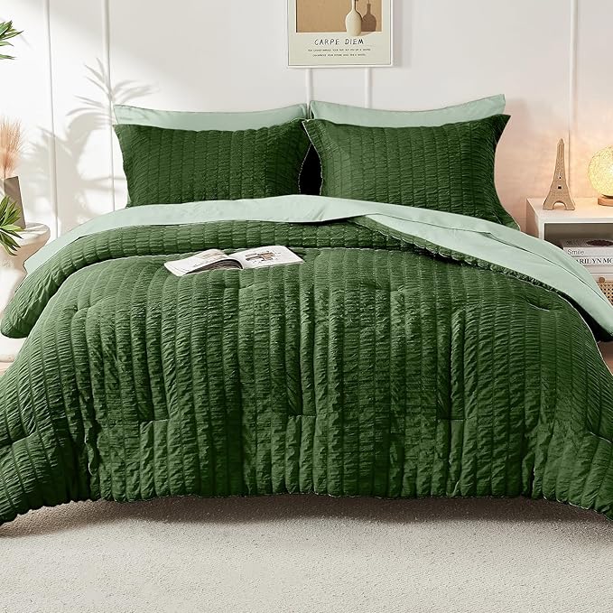 HYMOKEGE Dark Green/Sage Green Queen Comforter Set Seersucker 7 Pieces, All Season Luxury Bed in a Bag Queen for Bedroom, Bedding Set with Comforter, Sheets, Pillowcases & Shams