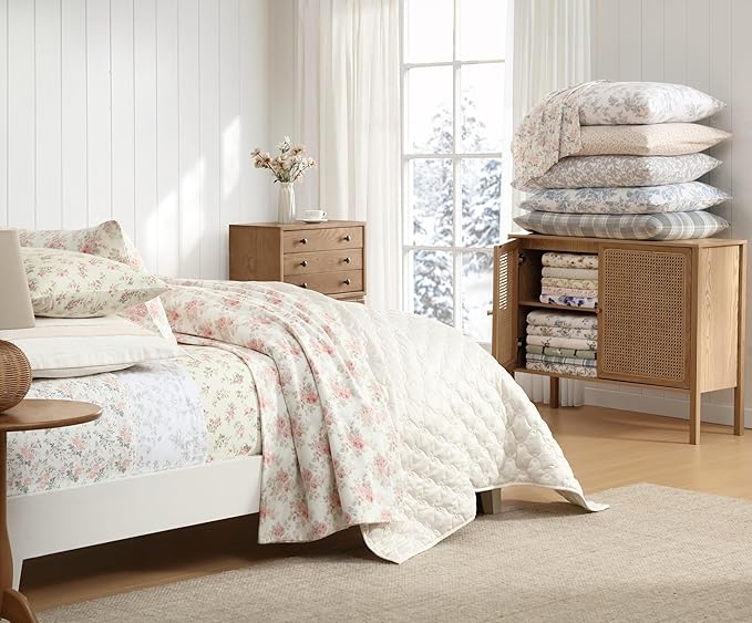 Laura Ashley - Flannel Sheets Queen Size, Anti-Pilling & Wrinkle Resistant Cotton, Touchably Soft for All-Season Comfort - Bed Sheets with Matching Pillowcases & Fitted Sheet (Le Fleur Pink)