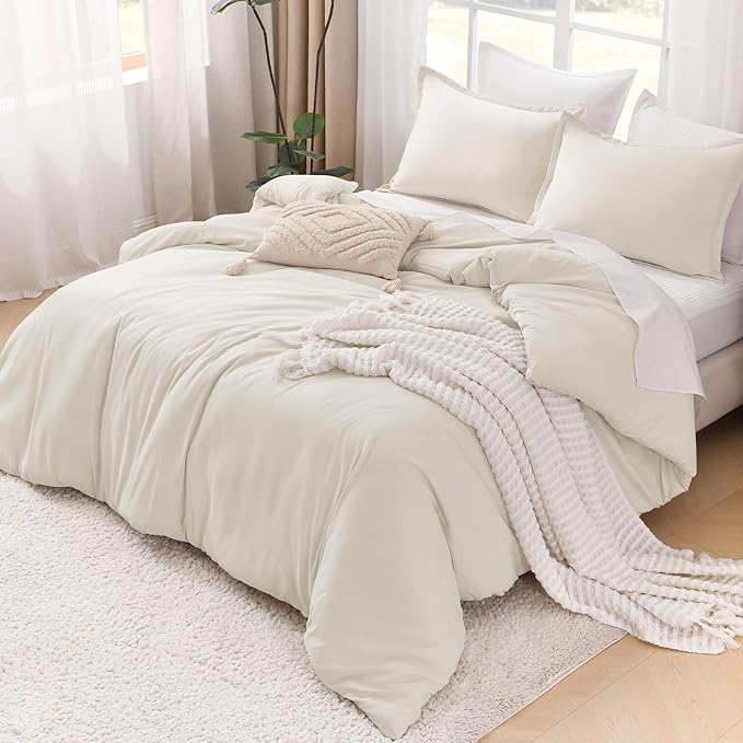 Litanika Comforters Beige Oversized King Size, 3 Pieces Lightweight Solid Bedding Comforter Set, All Season Fluffy Bed Set (120x98In Comforter & 2 Pillowcases)