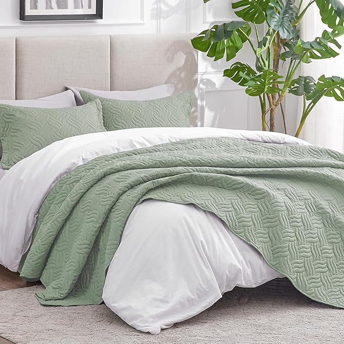 Love's cabin Twin Quilt Bedding Set Sage Bedspreads - Soft Bed Summer Lightweight Bedspread Comforter - Wave Pattern Bedding Coverlet for All Season - 2 Pieces (1 Quilt, 1 Pillow Sham)