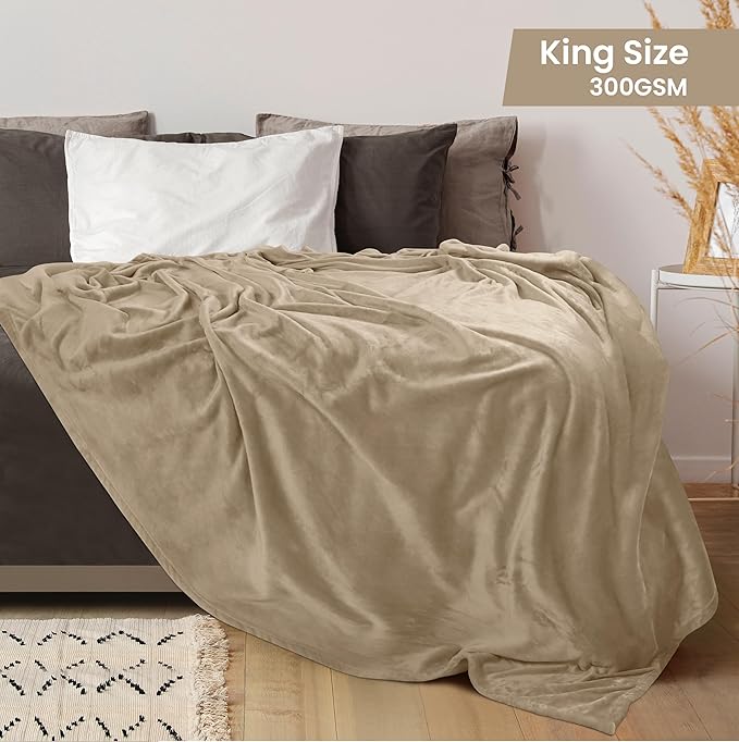 Utopia Bedding Fleece Blanket King Size Camel 300GSM Luxury Fuzzy Soft Anti-Static Microfiber Bed Blanket (90x102 Inch)