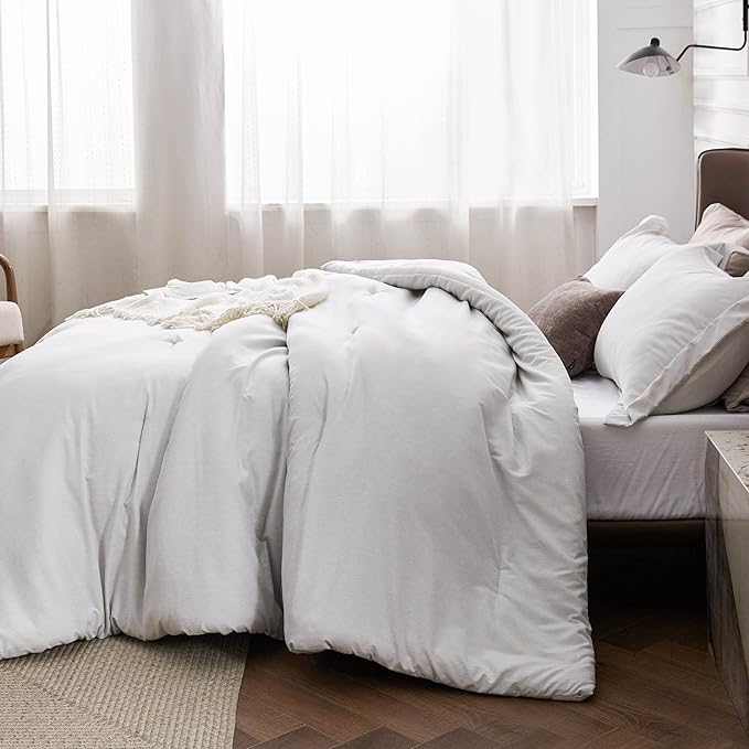 Bedsure Oversized King Comforter Set - Grayish White Soft Bedding for All Seasons, Cationic Dyed Bed Set, 3 Pieces, 1 Oversized King Size Comforter (120"x98") and 2 Pillow Shams (20"x36"+2")