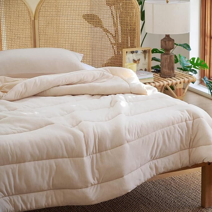 Bedsure King Comforter Set - Cooling and Warm Bed Set, Beige Reversible All Season Cooling Comforter, 3 Pieces, 1 King Size Comforter (102"x90") and 2 Pillow Cases (20"x36")