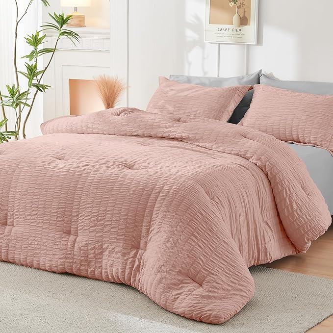 HYMOKEGE Rose Gold/Light Grey Queen Comforter Set Seersucker 7 Pieces, All Season Luxury Bed in a Bag Queen for Bedroom, Bedding Set with Comforter, Sheets, Pillowcases & Shams
