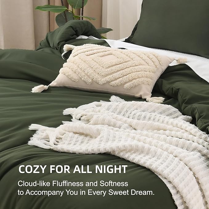 Litanika Oversized King Comforter 128x120, 3 Pieces Olive Green Lightweight Solid Bedding Comforter Set, All Season Fluffy Bed Set (1 Comforter & 2 Pillowcases)