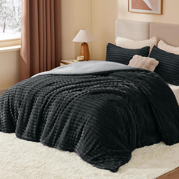 BEDELITE Fleece Twin Comforter Set -Super Soft & Warm Fluffy Black Bedding, Luxury Fuzzy Heavy Bed Set for Winter with 1 Pillow case