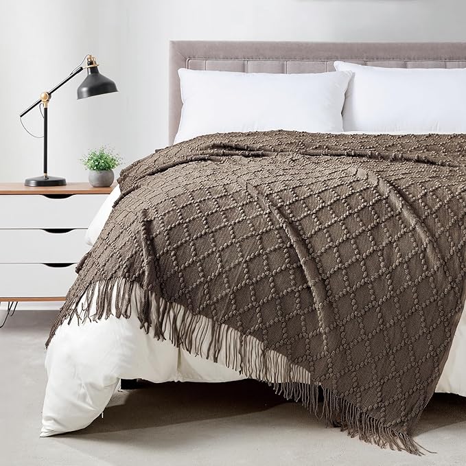 BOURINA Brown Throw Blanket 50 x70 Inches Jacquard Argyle Throw Textured Solid Soft Throws and Blankets for Sofa or Bed Knitted Decorative Blanket