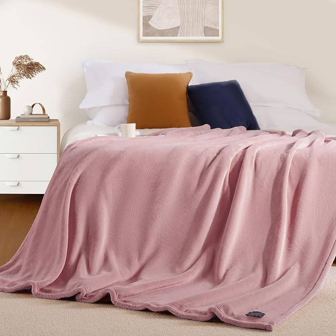 BEAUTEX Fleece Blanket Queen Size Super Soft Flannel Throw Blanket Lightweight Fuzzy Plush Blanket for Couch Sofa or Bed All Seasons (Dusty Pink, 90" x 90")