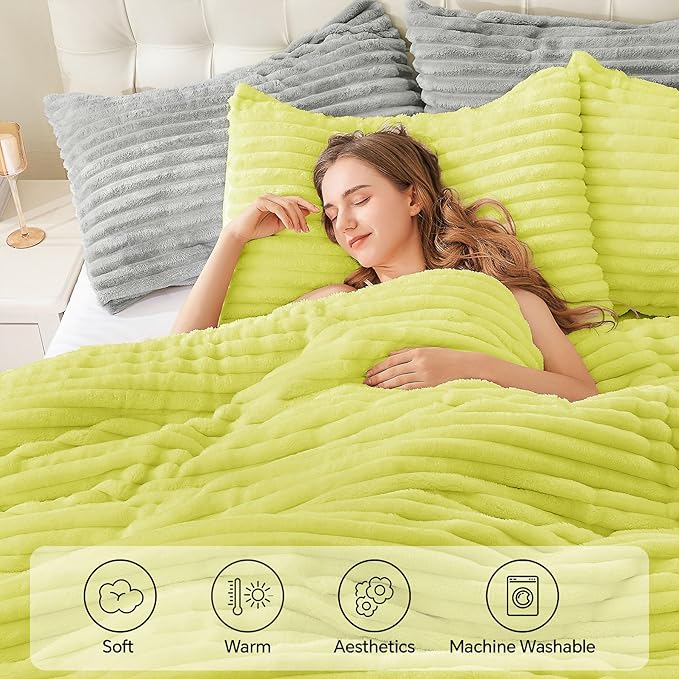 BEDELITE Fleece King Comforter Set -Super Soft & Warm Fluffy Charlock Bedding, Luxury Fuzzy Heavy Bed Set for Winter with 2 Pillow Cases