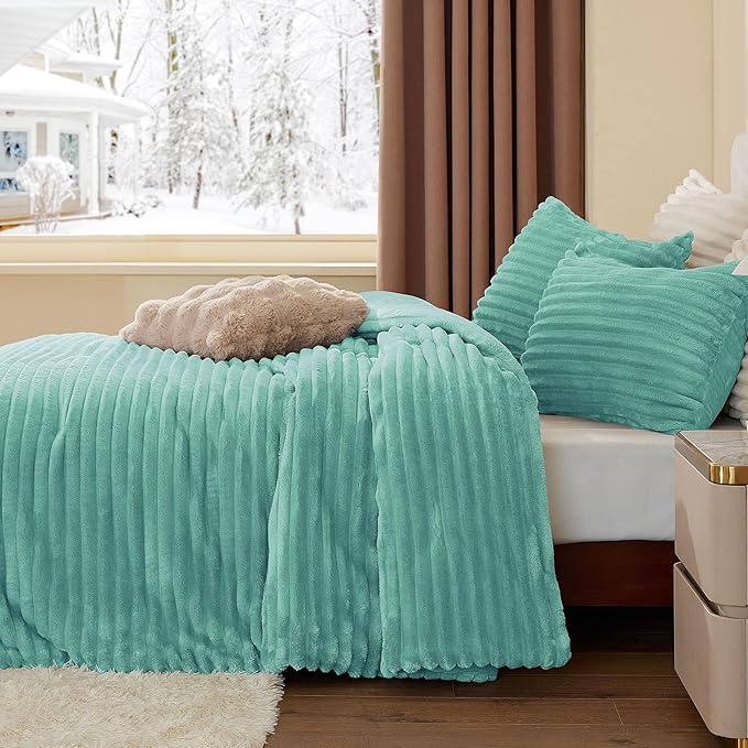 BEDELITE Fleece Queen Comforter Set -Super Soft & Warm Fluffy Haze Blue Bedding, Luxury Fuzzy Heavy Bed Set for Winter with 2 Pillow Cases