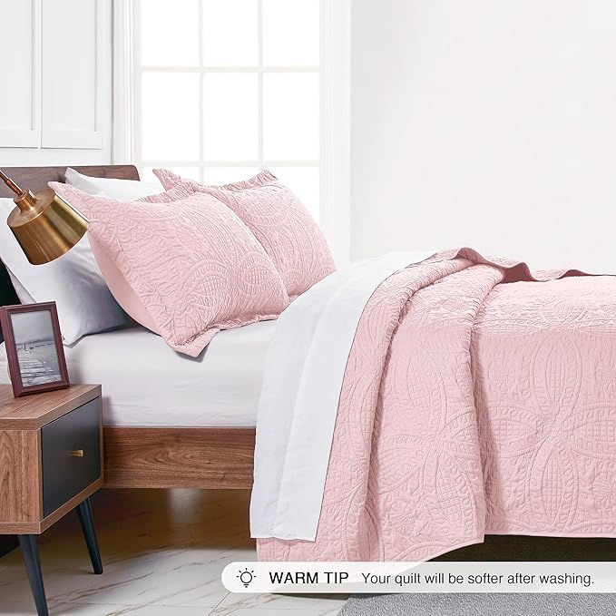 Love's cabin Twin Quilt Set Pink Bedspreads - Soft Bed Summer Lightweight Bedspread Comforter - Modern Style Coin Pattern Coverlet for All Season - 2 Pieces (1 Quilt, 1 Pillow Sham)