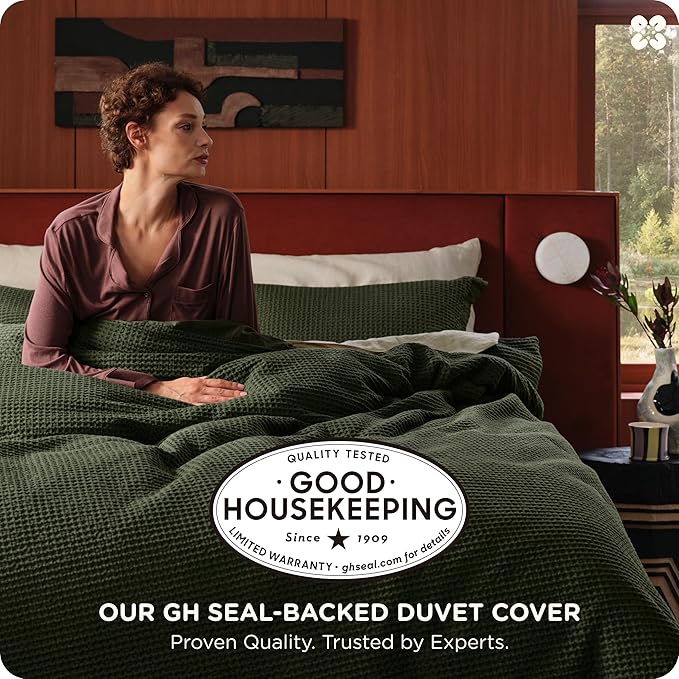 Bedsure Cotton Duvet Cover King - 100% Cotton Waffle Weave Olive Green Duvet Cover King Size, GentleSoft™ and Breathable Bedding Set for All Season, 3 Pieces, 104"x90"