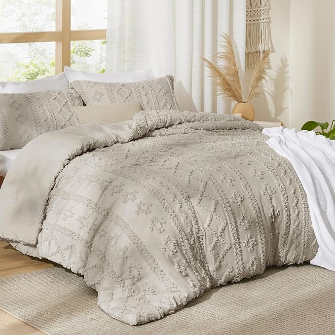 Bedsure Tufted Boho Comforter Set Queen Size - Linen Boho Bed Set, GentleSoft™ 3 Pieces Farmhouse Shabby Chic Embroidery Bedding, Gifts for Woman, Soft Jacquard Queen Comforter for All Seasons