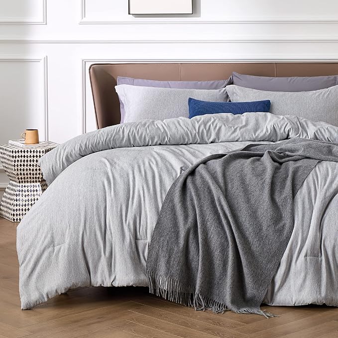 Bedsure King Size Comforter Set - Grey Soft Bedding for All Seasons, Cationic Dyed Bed Set, 3 Pieces, 1 King Size Comforter (104"x90") and 2 Pillow Shams (20"x36"+2")