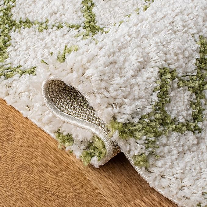 SAFAVIEH Arizona Shag Collection Accent Rug - 3'2" x 5', Ivory & Green, Moroccan Design, Non-Shedding & Easy Care, 1.6-inch Thick Ideal for High Traffic Areas in Foyer, Living Room, Bedroom (ASG741Y)