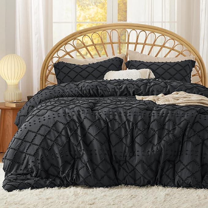 Bedsure King Comforter Set - Black Comforter, Boho Tufted Shabby Chic Bedding for Kids, 3 Pieces Vintage Farmhouse Bed Set for All Seasons, Fluffy Soft Bedding with 2 Pillow Shams