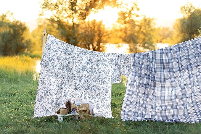 Laura Ashley - Flannel Sheets Queen Size, Anti-Pilling & Wrinkle Resistant Cotton, Touchably Soft for All-Season Comfort - Bed Sheets with Matching Pillowcases & Fitted Sheet (Vanessa Blue)