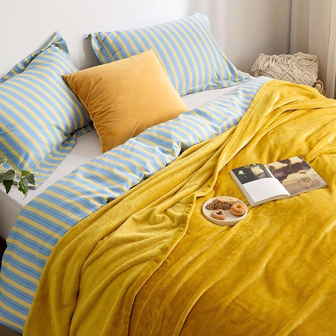 Bedsure Fleece Blanket Queen Blanket Gold Yellow - Bed Blanket Soft Lightweight Plush Fuzzy Cozy Luxury Microfiber, 90x90 inches