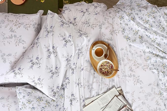 Laura Ashley - Flannel Sheets King Size, Anti-Pilling & Wrinkle Resistant Cotton, Touchably Soft for All-Season Comfort - Bed Sheets with Matching Pillowcases & Fitted Sheet (Jessika Lavender)