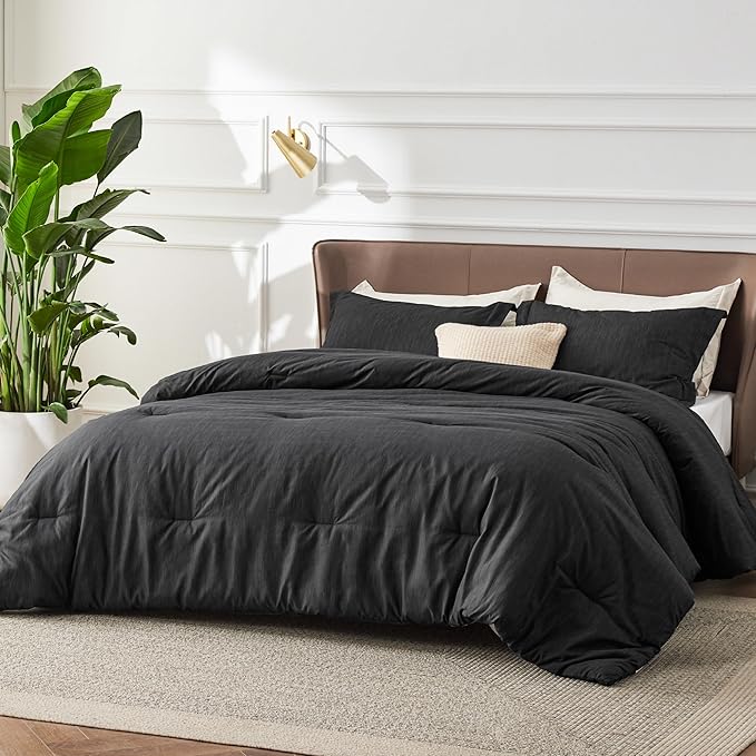 Bedsure Twin/Twin XL Comforter Set - Black Soft Bedding for All Seasons, Cationic Dyed Bed Set, 2 Pieces, 1 Twin Size Comforter (68"x88") and 1 Pillow Sham (20"x26"+2")